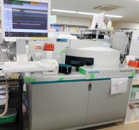 全自動生化学免疫分析装置
