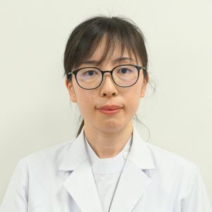 鶴田 美帆 先生
