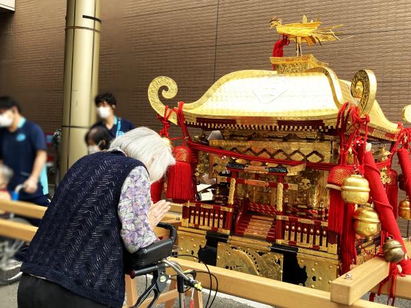 お神輿３