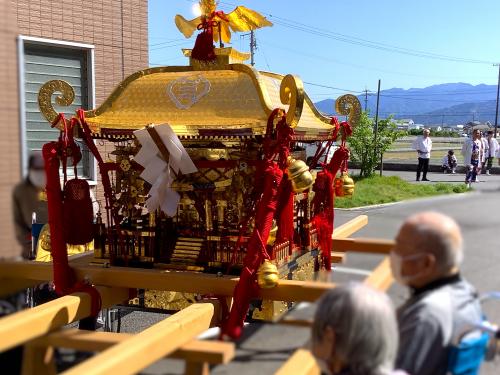 お神輿もやってきてくれました！ - 社会福祉法人 恩賜財団 済生会今治病院